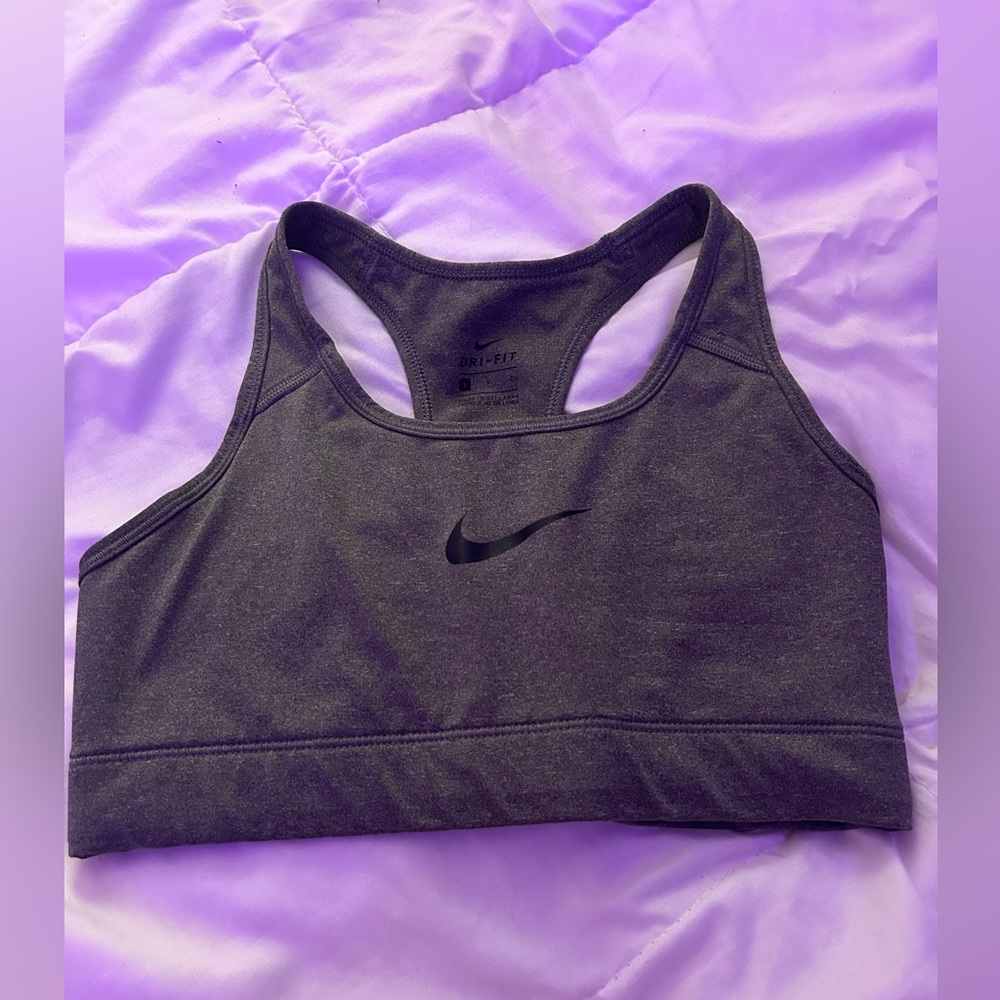 nike sports bra